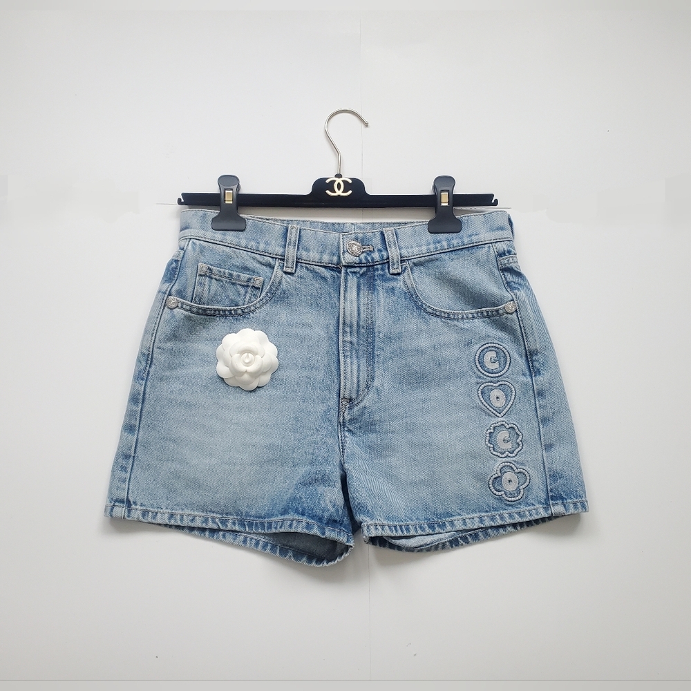 (Sale)Chanel CoCo Beach Collection Limited Edition Denim Shorts Brand New